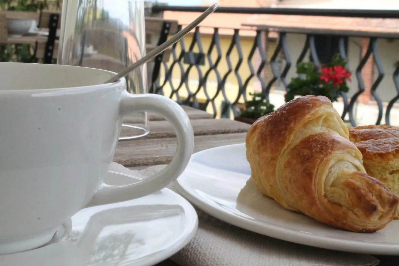 فندق مبيت وإفطار سان كاشّانو إنْ فال دي بيزا B&B Gepparino