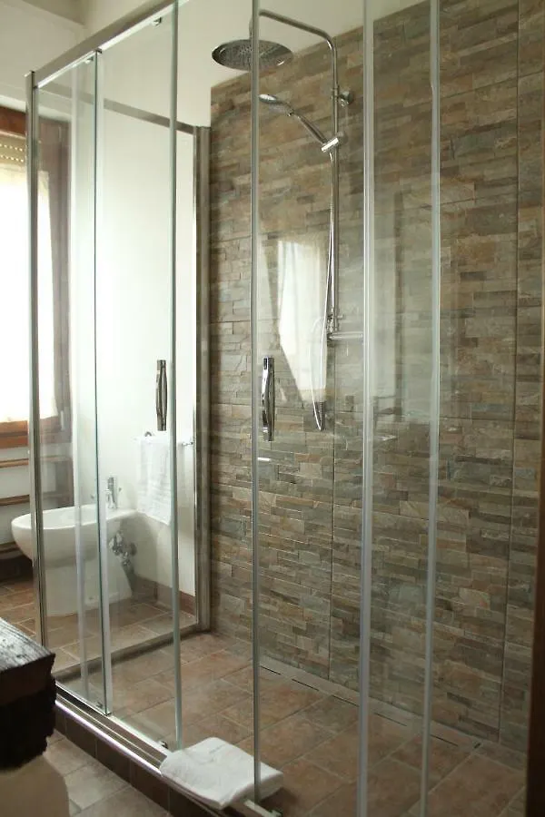 فندق مبيت وإفطار سان كاشّانو إنْ فال دي بيزا B&B Gepparino